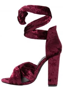 Zapatos de terciopelo para looks tallas grandes - sandalias terciopelo