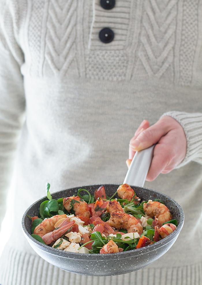 ensalada templada de gambones, baja en calorías