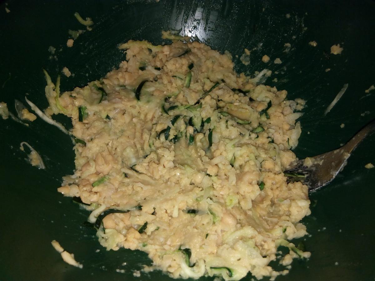 hamburguesa-de-garbanzos-y-calabacin-1