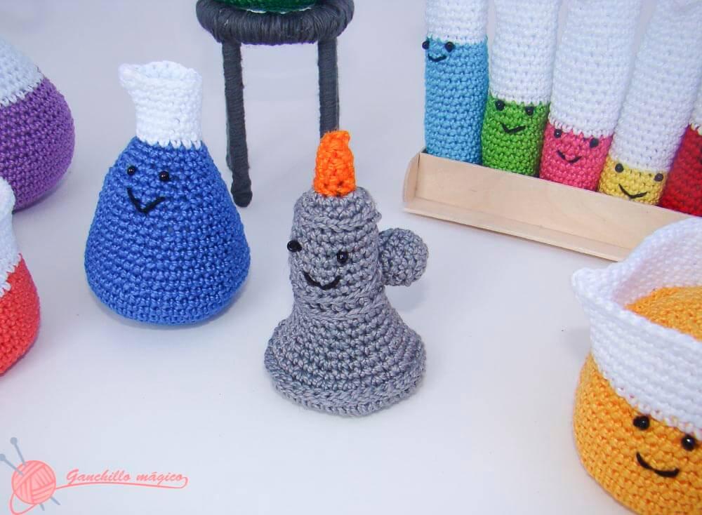 Laboratorio quimico en ganchillo 4