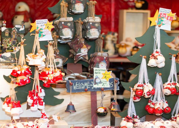 Adornos navideños del mercadillo de Hyde Park