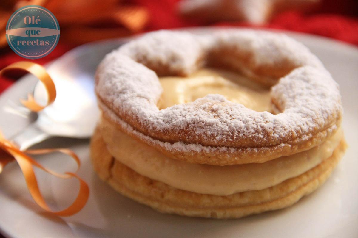 pastelitos de hojaldre con crema de turrón