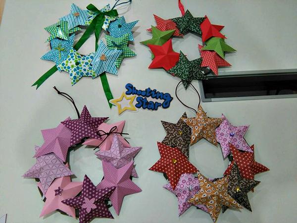 Amosfun 24 piezas de espuma de poliestireno con forma de pentagrama de estrella para modelar manualidades de espuma para decoración de Navidad arreglos florales 