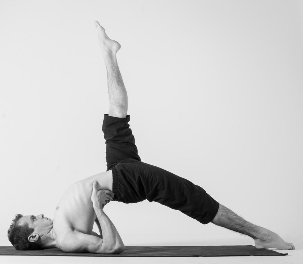 La Postura del Puente con una pierna