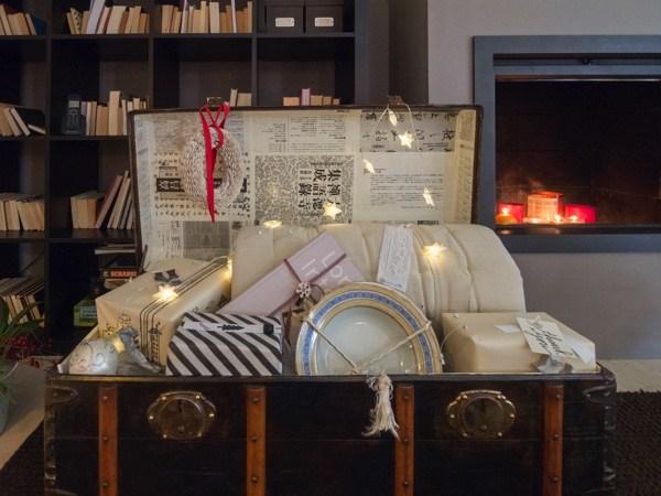 Regalos de Navidad en el baúl