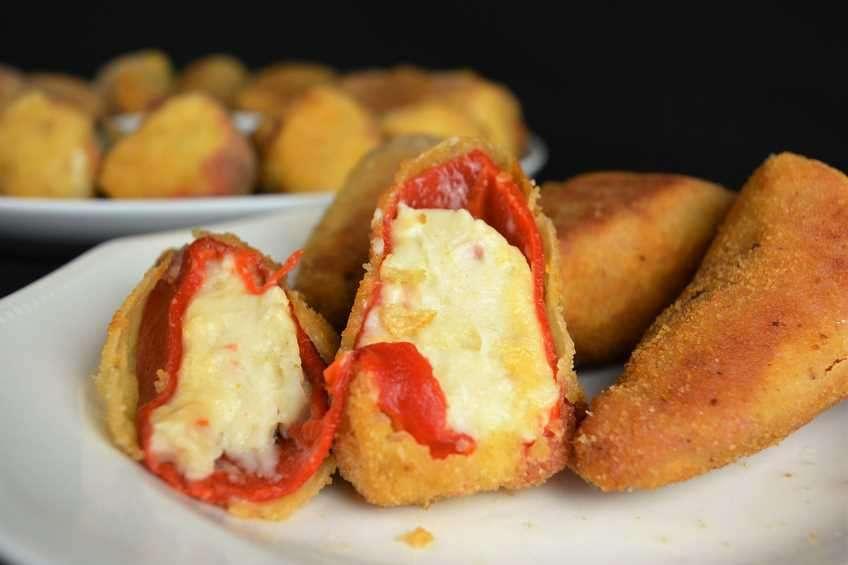 pimientos-rellenos-con-salpicon-de-marisco-receta-casera.JPG