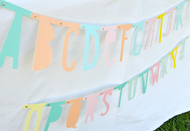 Decoración merienda fiesta vuelta al cole