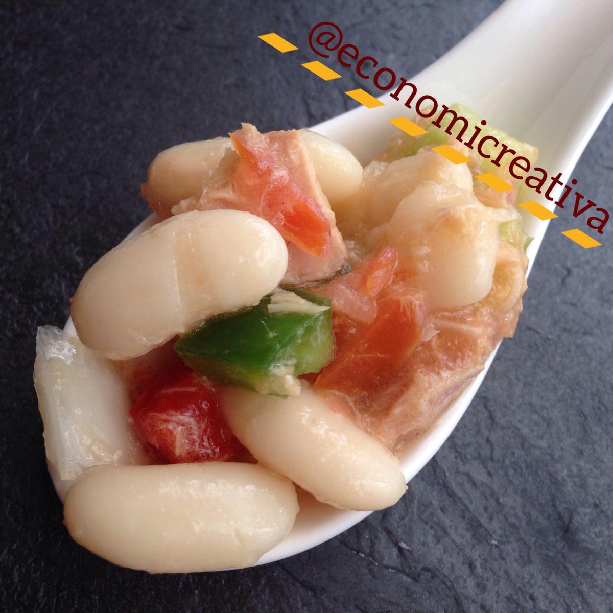 Tapa de ensalada de judías blancas