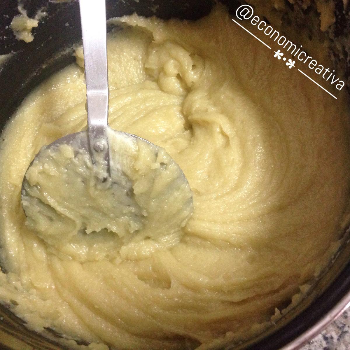 Enaceitados manchegos - Preparando la masa