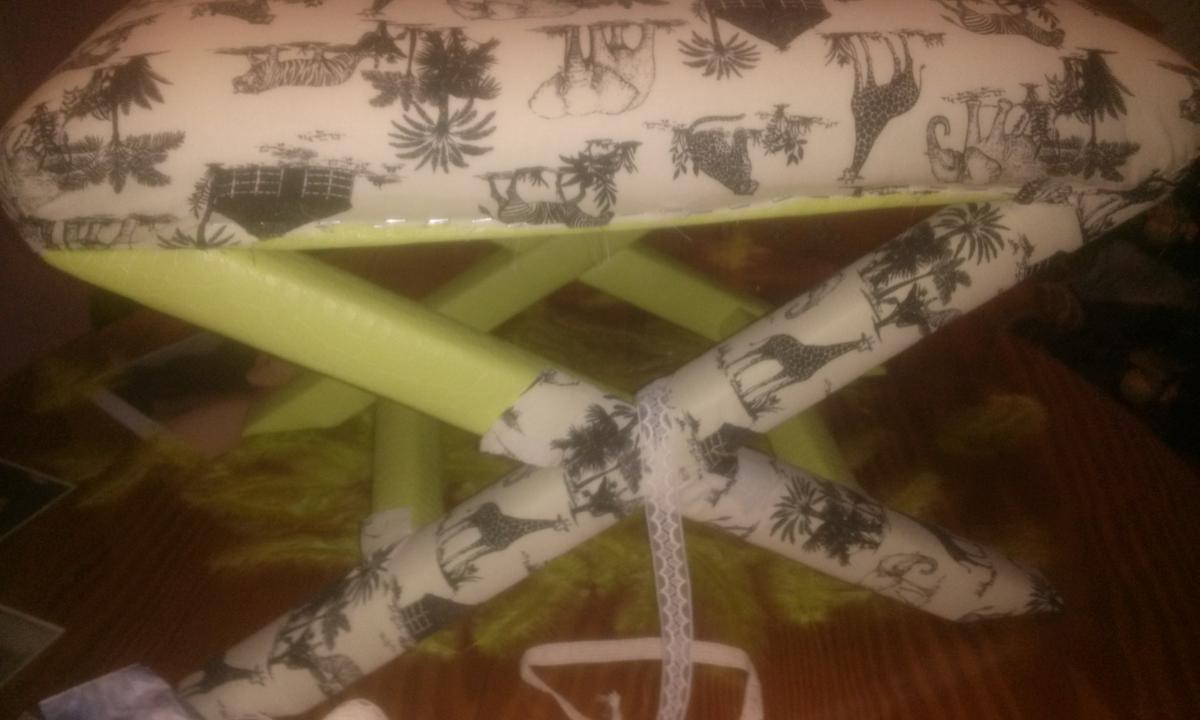 20141217_220255 Restaurando taburetes.