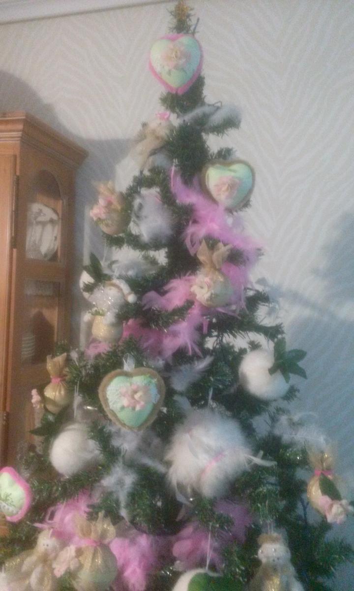 arbol-parte-de-arriba Arbol de Navidad con flores.