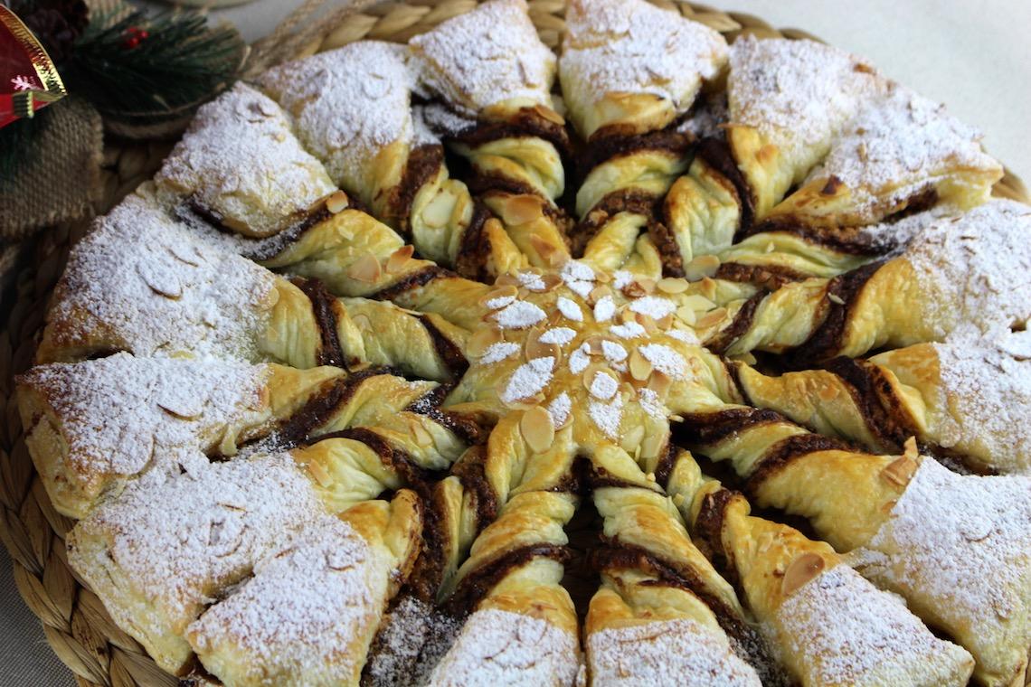 Estrella de hojaldre con nutella y turrón para Navidad sin lactosa