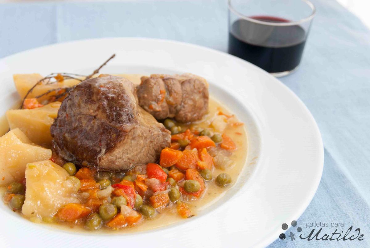 Jarrete de ternera estofado
