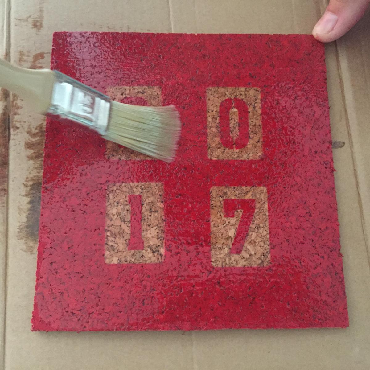 quitamos las plantillas y barnizamos