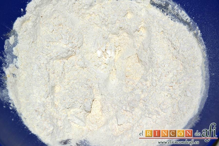 Pebernodder, mezclar todo bien con una cuchara