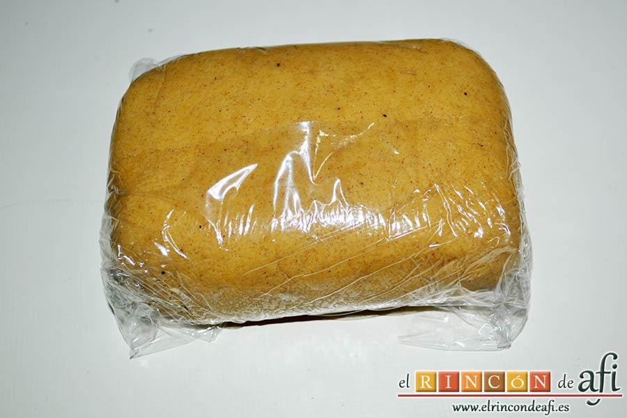 Pebernodder, poner la masa en film transparente