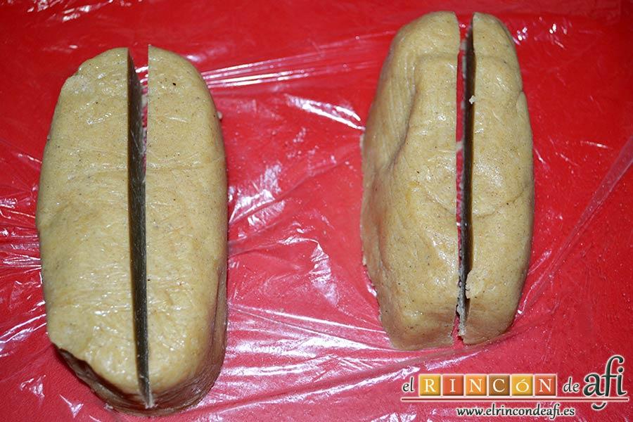 Pebernodder, cortar la masa en 4 trozos