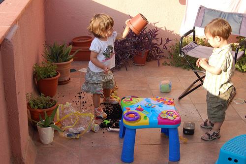 El juego es un factor imprescindible en el desarrollo madurativo del cualquier niño y, en especial, del niño con discapacidad