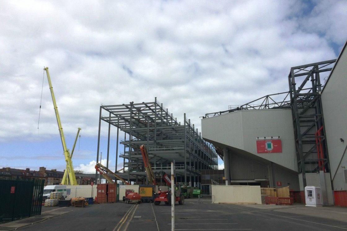 Nueva grada de Anfield (Liverpool)