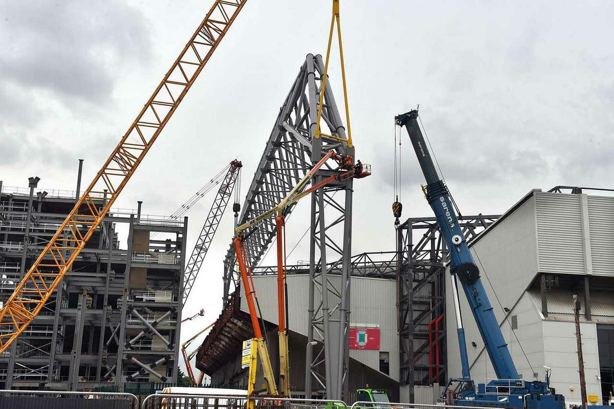 Remodelación del estadio de Anfield (Liverpool)