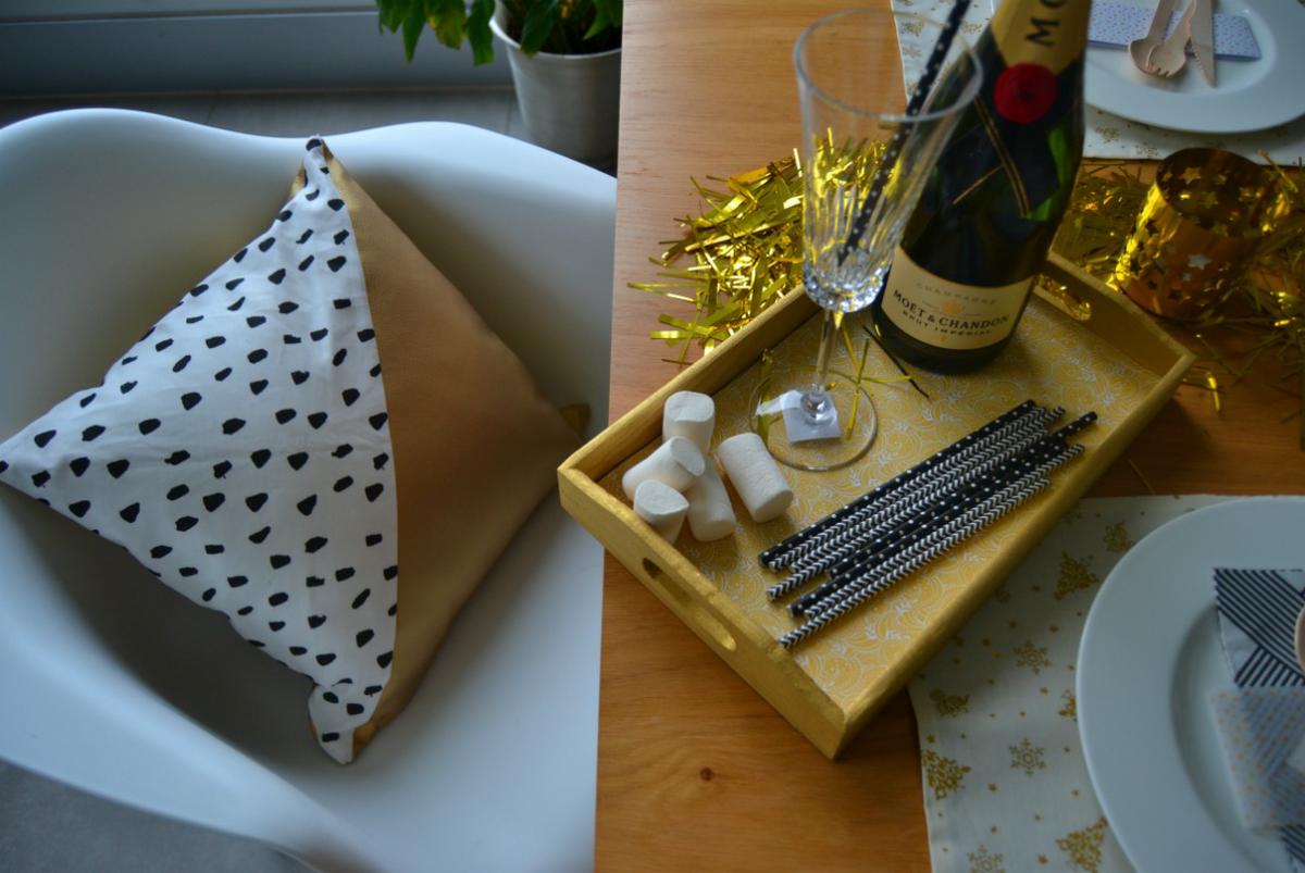 detalles de una mesa de fin de año