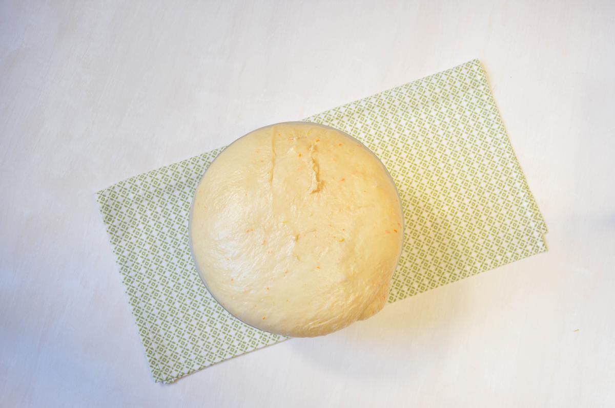 primer levado de masa para roscón de reyes fácil