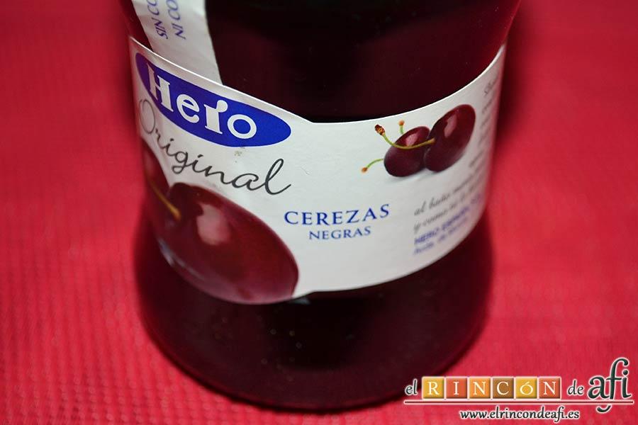 Lomo de cerdo adobado y salsa de mermelada de cerezas, cogemos la mermelada de cerezas