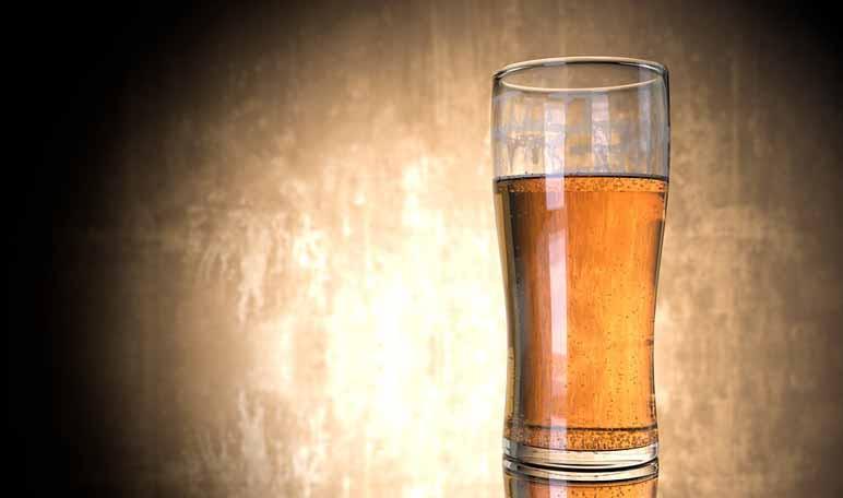 Remedio casero para el encrespamiento: cerveza y coco