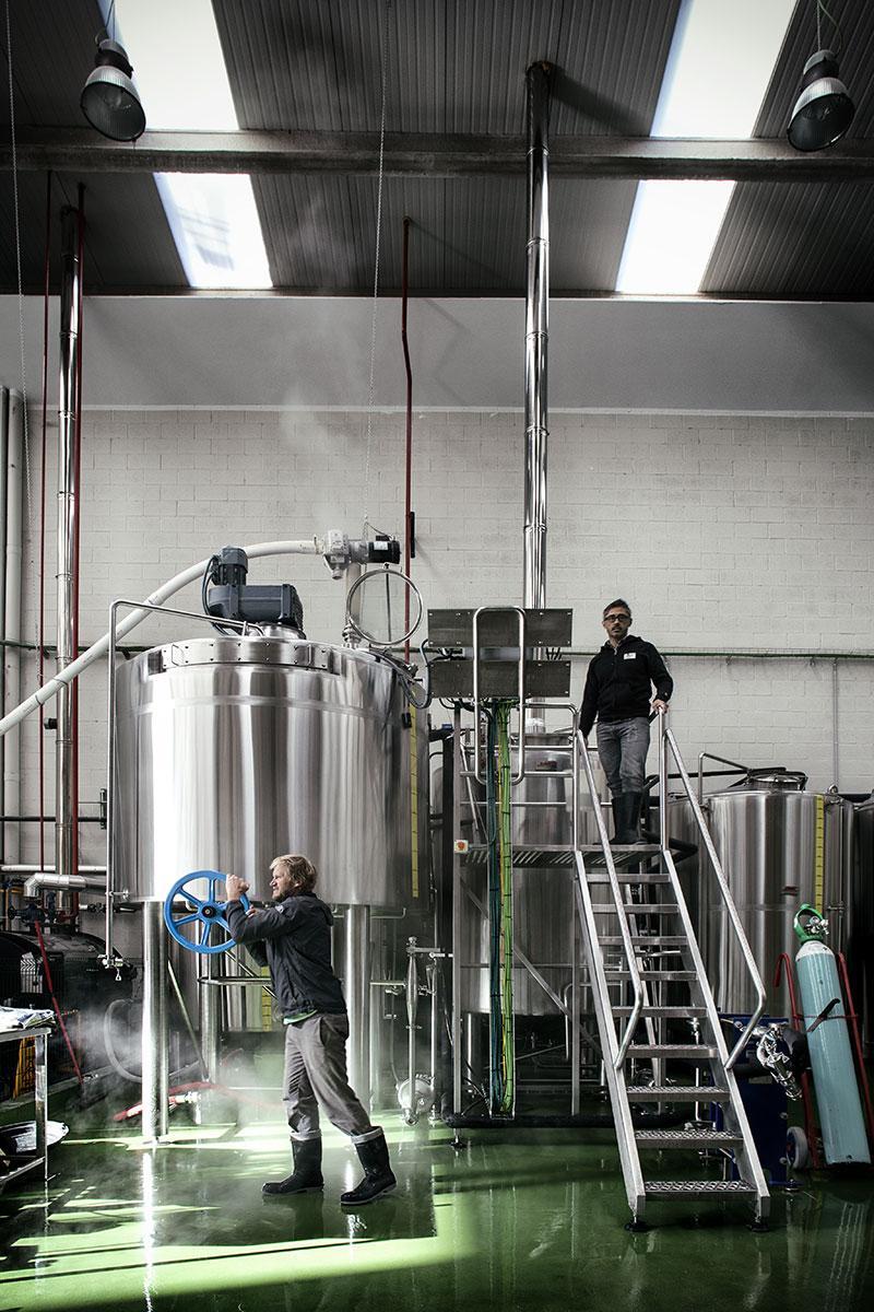 basqueland-brewing-project-working-by-maria-algara-regas
