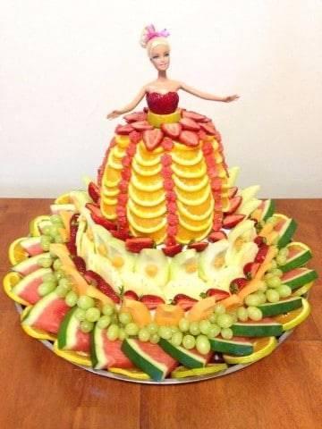 Decoracion con frutas para 15 años (2)