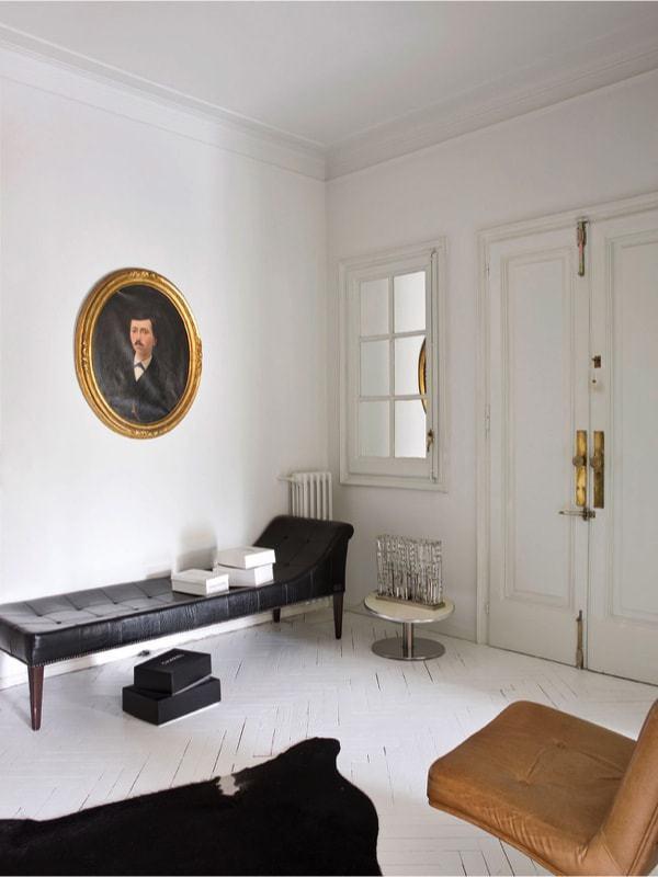 Casa ecléctica y vintage - entrada con daybed