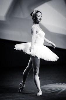 ballet-437990__340
