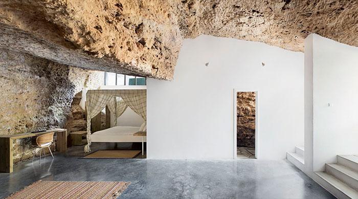 dormitorio-casa-cueva