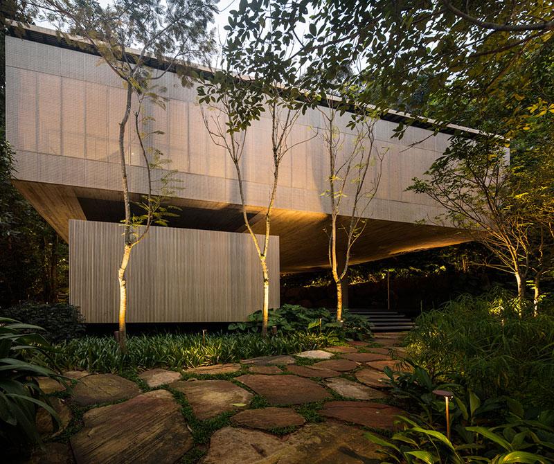 Arquitectura vanguardista en el corazón de la jungla brasileña | Decoración