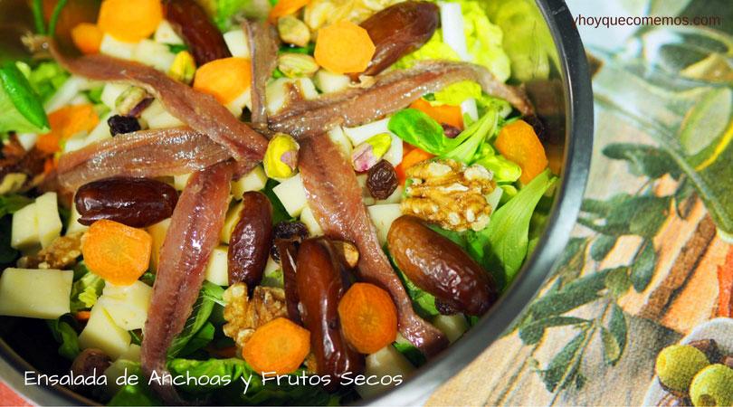 ensalada de anchoas y frutos secos