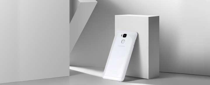 Doogee Y6 Piano White Piano Black iPhone Jet White proceso de fabricación acabado metalico brillante pulido