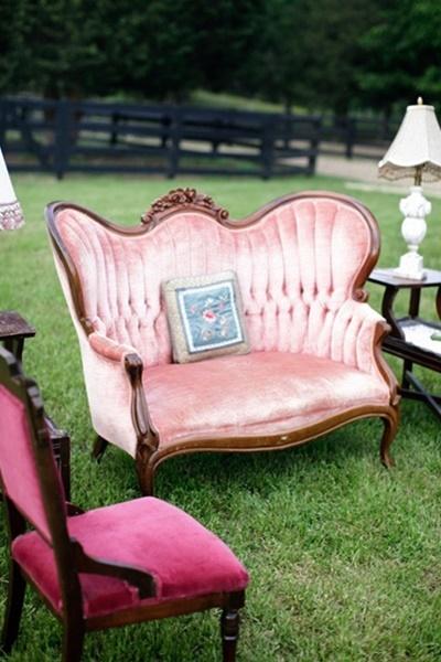 EDISEE_La-boda-con-Diana-Feldhaus_decoración-boda-sofá-chaby-chic-Wedding (8)