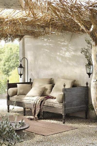 EDISEE_La-boda-con-Diana-Feldhaus_decoración-boda-sofá-chaby-chic-Wedding (19)