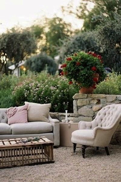 EDISEE_La-boda-con-Diana-Feldhaus_decoración-boda-sofá-chaby-chic-Wedding (20)