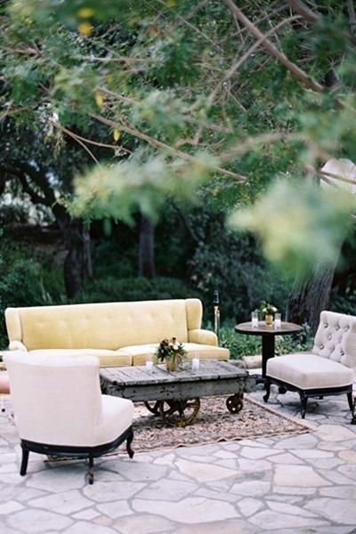 EDISEE_La-boda-con-Diana-Feldhaus_decoración-boda-sofá-chaby-chic-Wedding (34)