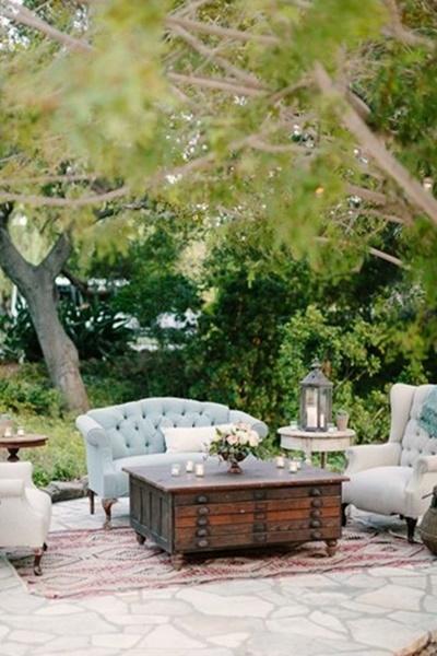 EDISEE_La-boda-con-Diana-Feldhaus_decoración-boda-sofá-chaby-chic-Wedding (35)