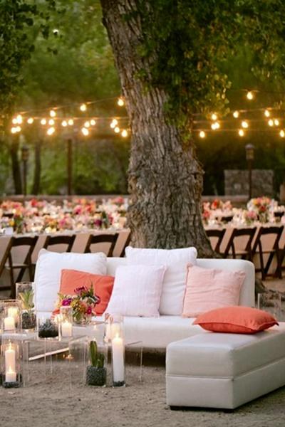 EDISEE_La-boda-con-Diana-Feldhaus_decoración-boda-sofá-chaby-chic-Wedding (40)