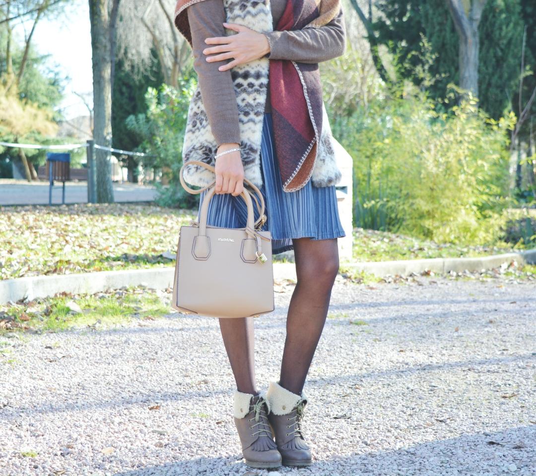 look-con-falda-de-terciopelo-12