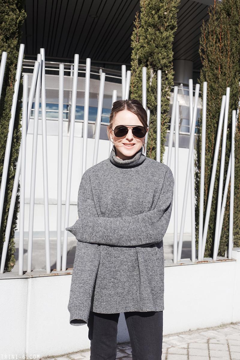 Trini |Balenciaga turtleneck sweater Céline Bam Bam ankle boots