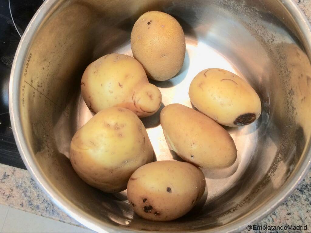 Hervimos las patatas "Monalisa"
