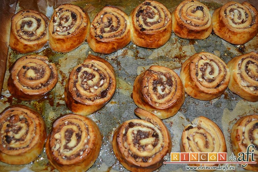 Caracolas de canela, hornear