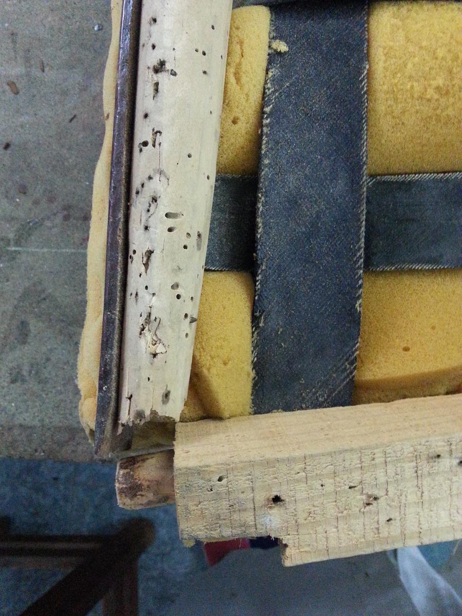 Restauracón butacas de madera