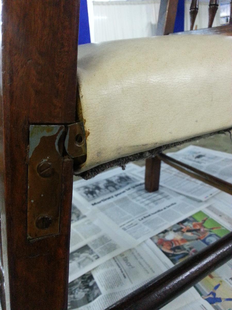 Restauracón butacas de madera