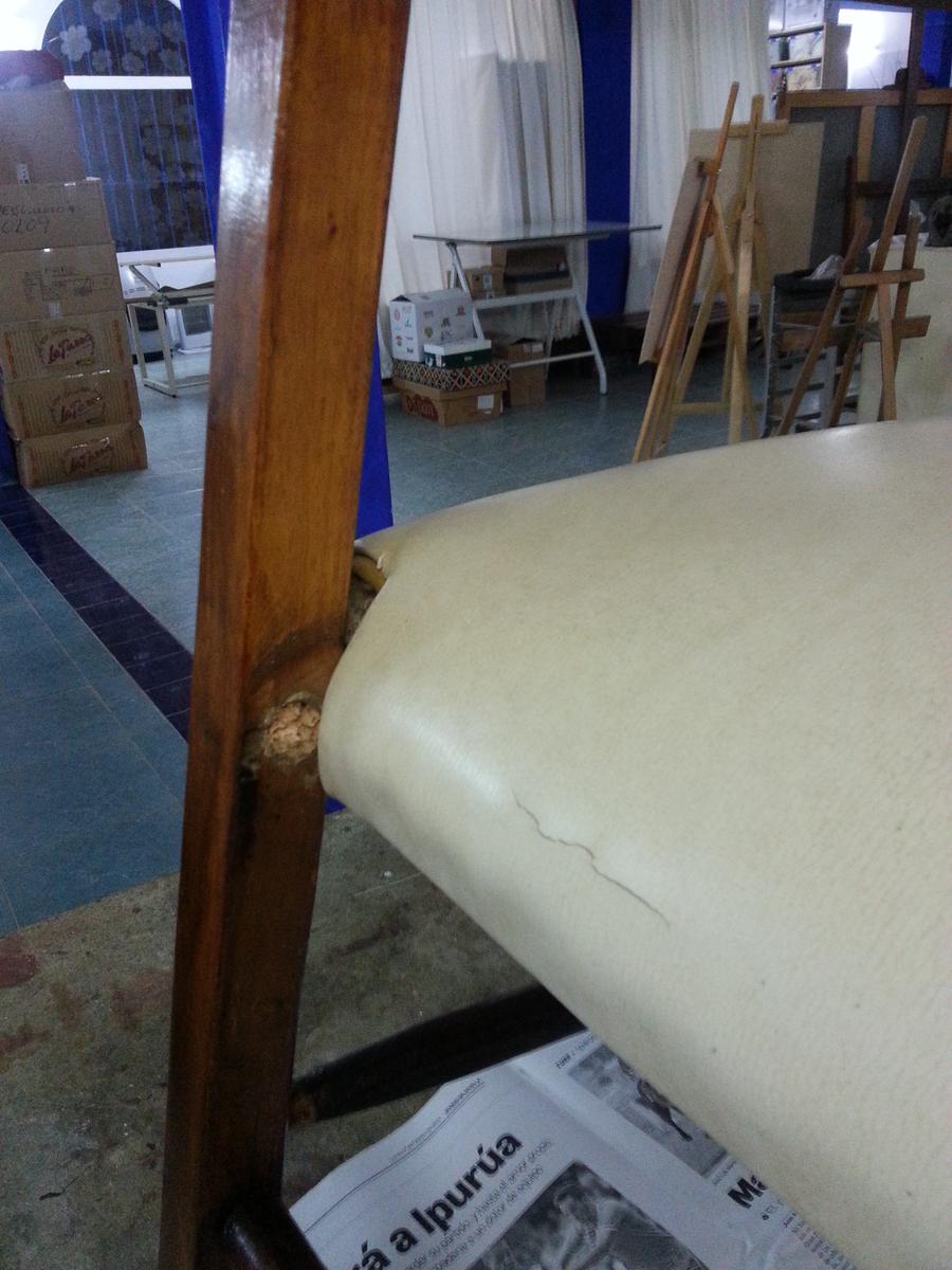 Restauracón butacas de madera