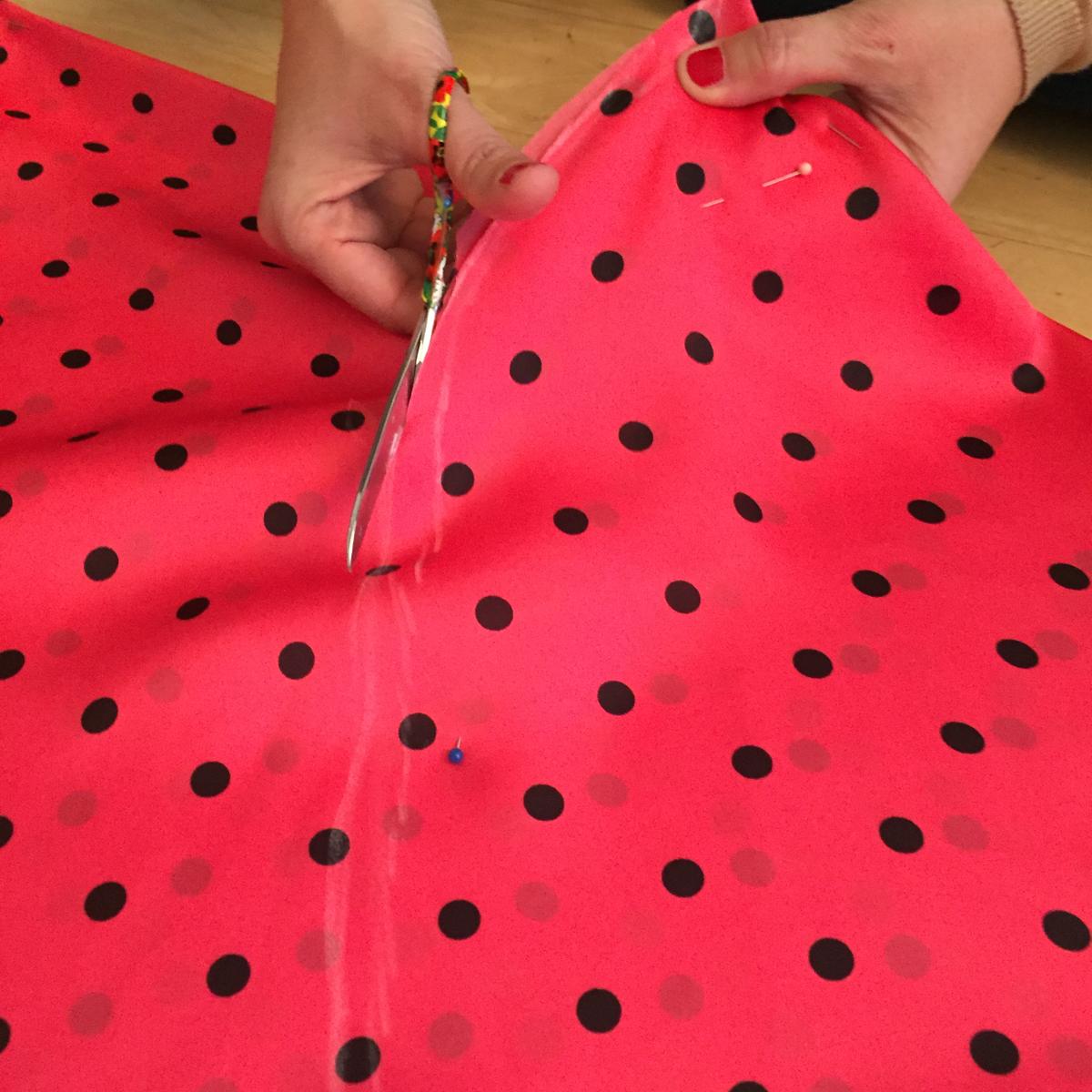 13-disfraz_chica_anos_50_-cortamos_bajo_falda